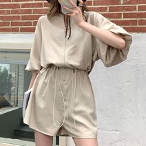 얇은소재 허리스트랩 숏 점프슈트 퍼프소매 쉬운코디