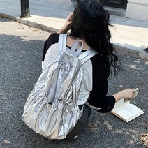 투론 글로시 나일론 포켓 실버 캐주얼 스트링 백팩.호쉔