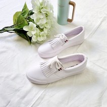 [슈슈슝] 끈장식 수술 가죽 슬립온