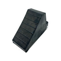 고무 차량 버팀목 고임목 소형 중형 승용창 화물차 경사로 주차 미끄럼방지턱 밀림방지턱, 중대형 (4kg), 1개