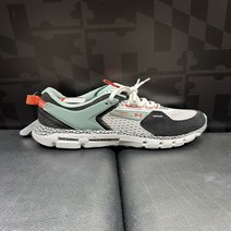 언더아머 국내 매장판 호버 서밋 3022579-002 트래킹화