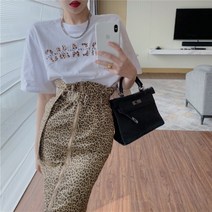 2021 한글 레터링 반팔 티셔츠 상의 트임 지퍼 호피 미니스커트 코디 시폰 새틴 데이트룩 스판 스커트 치마