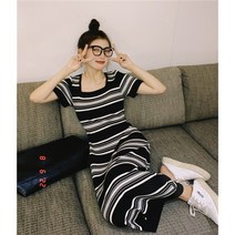 박카라 스트라이프 사각넥 반팔 니트 원피스 여성 봄 미디 스커트