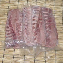 제주 토종흑돼지 등갈비(진공포장)(구이 찜용) 1kg 오후 2시까지 주문하시면 다음날 배송 도착합니다 단 금요일14시~일요일 14시까지 주문분 월요일 도착, 1팩