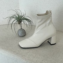 코지 엣지 사선라인 디자인 니삭스 7cm 앵클부츠