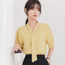 우리들의 블루스 신민아 한지민 셔츠 작은 아씨들 김고은 남지현 박지후 패션 코디 옷 핑크