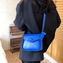 다잇템 여자 신입생 개강룩 원컬러 크로스백 (8598826)