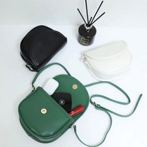 소녀 귀여운 데일리 반달 미니 크로스백 포인트 가방 여름 휴가 바캉스
