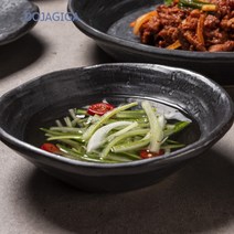 도자기가 도자기그릇 큰대접, 느낌
