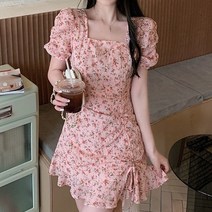 [랜덤플레이] 여름 스퀘어넥 플로럴 셔링 미니원피스