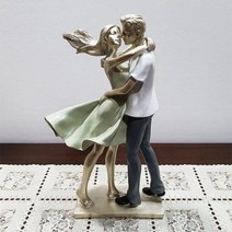 키스연인장식품(18174)키스장식품 김포인테리어소품 개업선물 신혼선물 집들이선물 카페장식품 펜션장식품 콘솔장식품, 본상품
