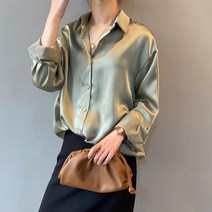 깔끔한 여자 새틴 긴팔 셔츠 은색 검은색 고급진 오피스룩 베이직템 일상룩 코디