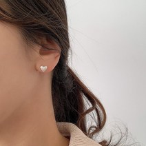 미니 통통 하트 기본 작은 심플 데일리 스터드 딱붙는 귀걸이 티타늄 알러지방지