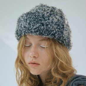 포에지담 Let there be light Fur beanie