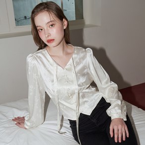 벰버 JACQUARD RIBBON BLOUSE