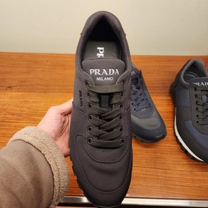 PRADA 이탈리아 직구 프라다 포코노 남성 스니커즈 2EG347