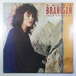 (중고LP) LAURA BRANIGAN/ SELF CONTROL/ 1984년 라이센스/ 자켓 하단 얼룩/ 음반 상태 사용감 있음/ 해설지 있음/ 물세척