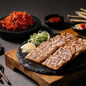 [아빠식당} 황기족발편육 200g 4팩 외 인기구성 (족발/편육/명태회/막국수), 편육 2팩+족발 1팩 (+새우젓 2봉), 4개