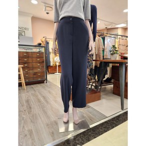 BCBG 비씨비지 가을23 로렐라이 바지 B3C8P324