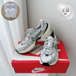 [정품보장] NIKE 나이키 V2K 런 RUN 런닝화 운동화 단화 스니커즈 트레이닝화 남여공용 커플운동화 SGK0911D1 SELBRANC신발파우치증정