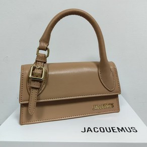 JACQUEMUS 자케무스 가방 골드 버클 플랩 크로스백