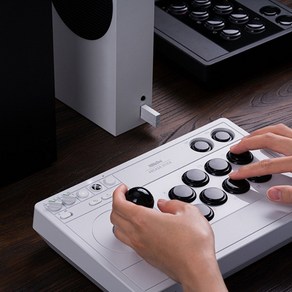 2023년 최신상 8BITDO 아케이드 스틱 XBOX 조이스틱 xbox/windous10/11 호환 플로팅 패널 유무선 사용OK, 블랙1, 1개