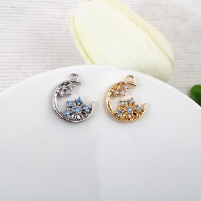 싼비즈 [7349-01]큐빅펜던트 큐빅눈꽃달 13x16mm 1개