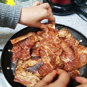 갈비아저씨 국내산 한돈 수제양념 돼지갈비 900g, 1개