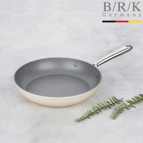 BRK [BRK] 에볼루션 풀 인덕션 후라이팬 20cm (밀크) 203424, 1개