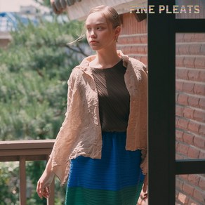 [FINE PLEATS] 피네 플리츠 A라인 숏 가디건 베이지