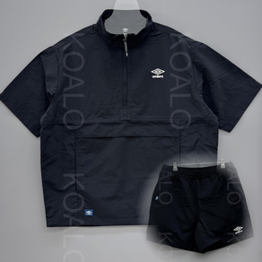 [국내백화점판] UMBRO 엄브로 25신상 클래식 반팔 스탠넥 아노락 셋업 세트 (블랙)