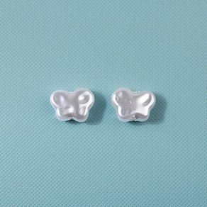 비즈아이 [6373-17]아크릴진주 나비 13x10mm 화이트 1개