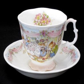 로얄 돌턴 Royal Doulton 블랑블리 헤지 웨딩 티컵 & 접시