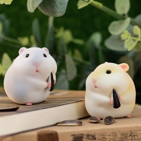 [해외직구] 저세상 귀여움 힐링 먹방 햄스터 모형/햄스터인형 장식 소품 선물 아이방 책상 피규어, 동전, 그레이