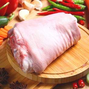 (배터짐) 보쌈용 돼지장족1.1kg내외 쫄데기 돼지앞다리 (일요일&당일발송), 1.1kg, 2개