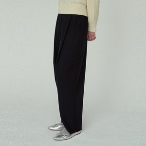 블랭크공삼 여성용 wool curved tuck pants