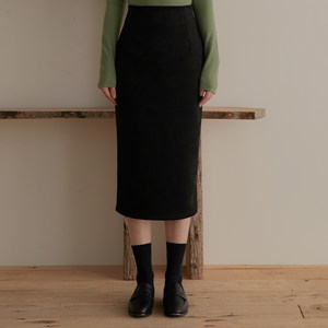 리올그 SUEDE BACK SLIT SKIRT