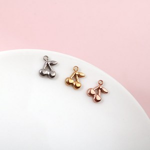 비즈아이 [8-015-12]써지컬스틸 펜던트 미니체리 6x8mm 1개