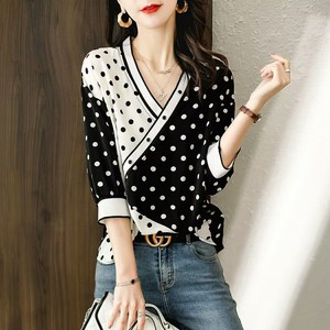 여성 브이넥 투톤 땡땡이 셔츠 블라우스 women's casual shirt 하늘비즈 C11 Z631Q457