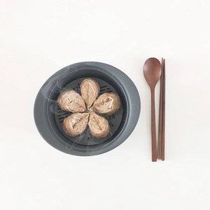 디자인앤쿠 전자레인지 실리콘 고온찜기 이유식 마법용기 냄비형찜기 세트, 그레이, 1개, 고온찜기 2+미니찜받침