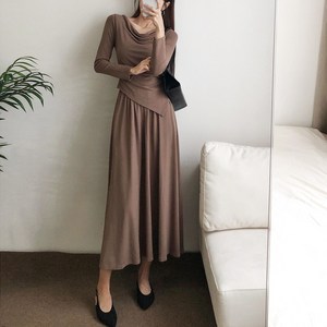 요시아나 [당일발송] 부들부들 에밀리 셔링 언바란스 티셔츠와 스커트 세트 투피스 2컬러