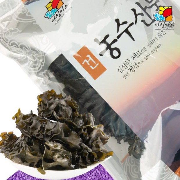 e427ccc4f5459068fc96899448249169b571a087fd466022fc5394dff40c.jpg