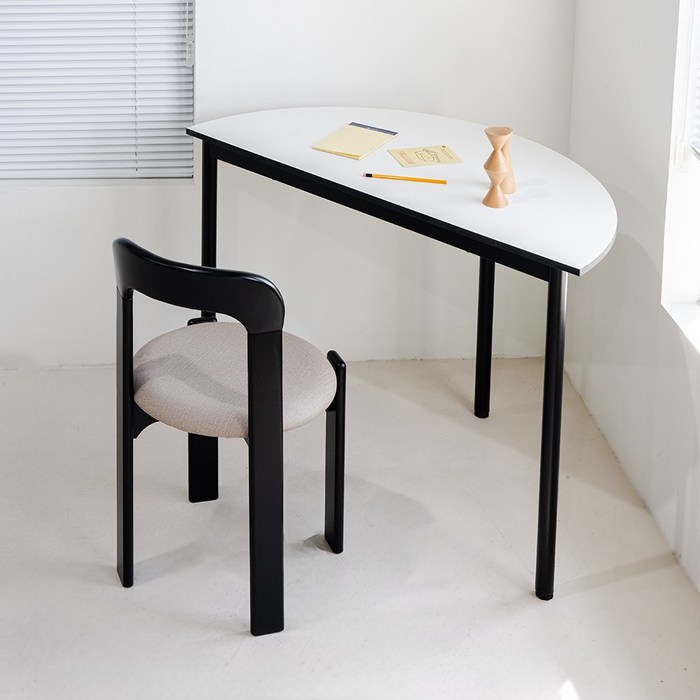 알프 반원 카페 식탁 테이블, 블랙프레임화이트, 2인용