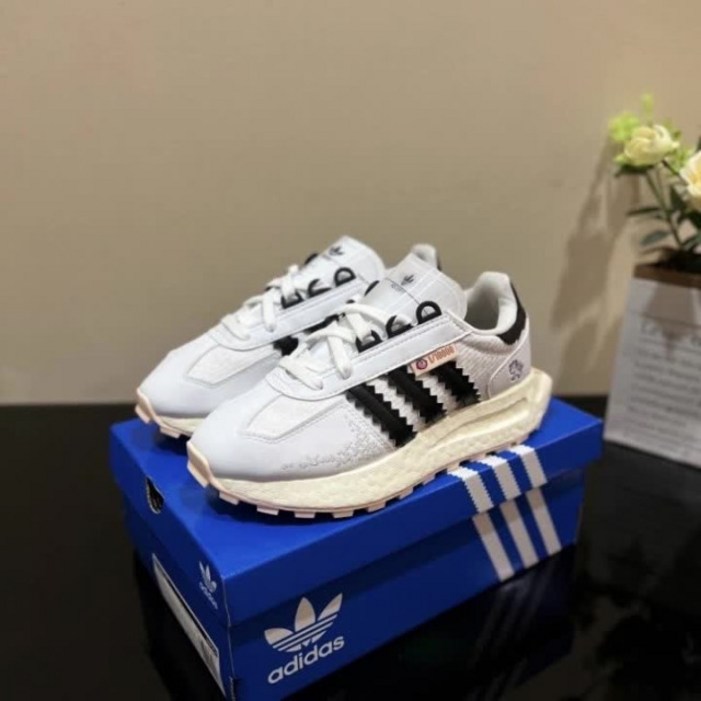 아디다스 오리지널스 레트로피 E5