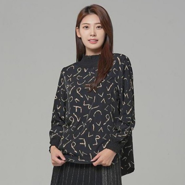 크로커다일레이디 여성용 로고프린트 스모킹넥 블라우스형 티셔츠 CLCFTS106