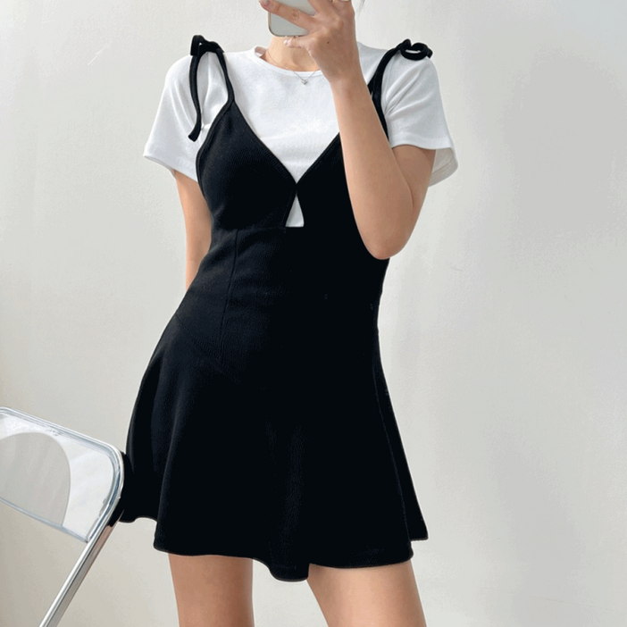 발렛 골지 리본 스트링 슬림핏 플레어 뷔스티에 나시 미니 원피스 2color