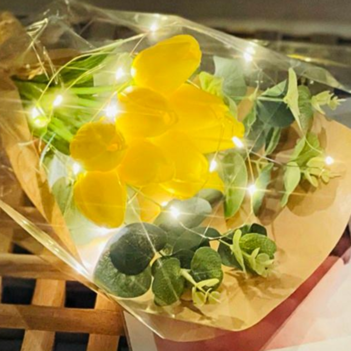 러블리팜 감성 튤립 꽃다발  LED 조명, 옐로우