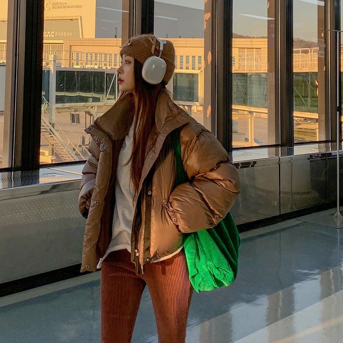 워너비뮤즈 /  진짜강추ㅠ/핏보장 무광 하이넥 루즈핏 숏 패딩