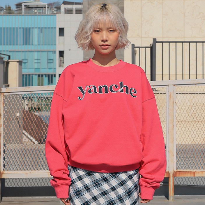 하이스쿨디스코 YANCHE 맨투맨