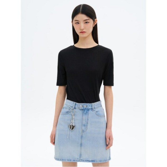 [에잇세컨즈] 베이직 5부 소매 티셔츠  블랙 (325242LY25)